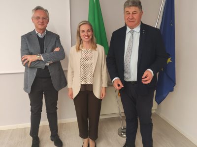 WhatsApp Image 2026-04-15 at 09.19.13